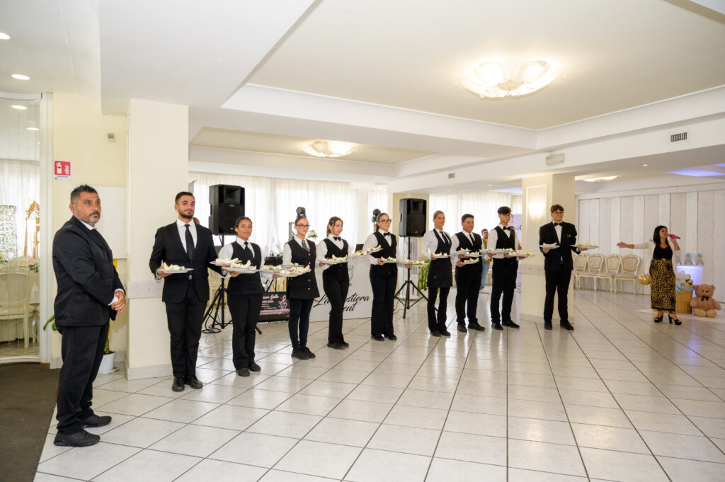 Lo staff del ristorante La Costiera di Sant'Antonio Abate