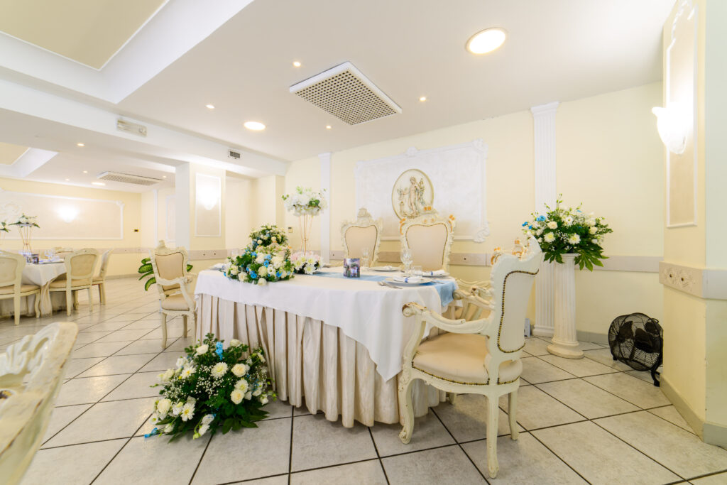 ala ricevimenti elegante de La Costiera a Sant’Antonio Abate per eventi di classe