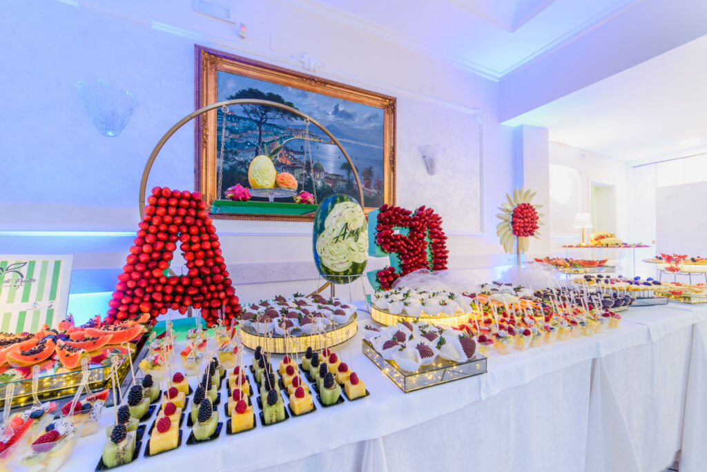 Allestimento compleanno 50 anni presso La Costiera, ristorante per ricevimenti a Sant’Antonio Abate